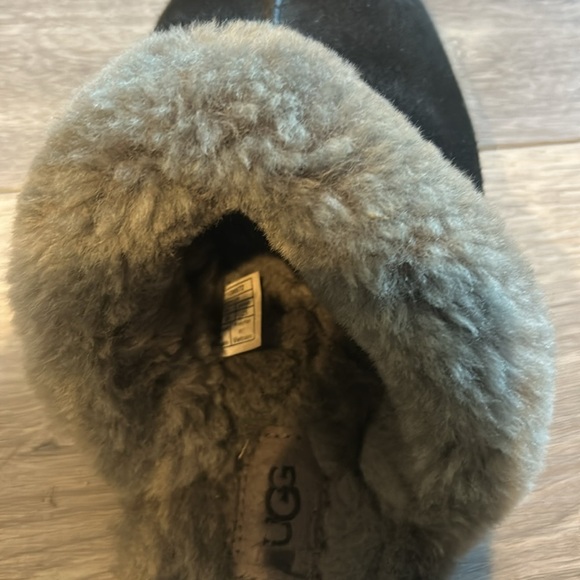 UGG Black Gray Scuffette II Slippers Sz 8 - Picture 6 of 13